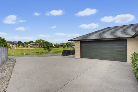 Photo of property in 1 William Noel Place, Waikanae Beach, Waikanae, 5036