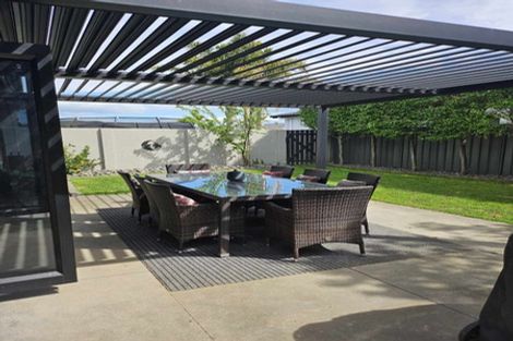 Photo of property in 39 Heynes Place, Clive, 4102