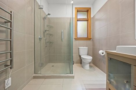 Photo of property in 40 Hackthorne Road, Cashmere, Christchurch, 8022