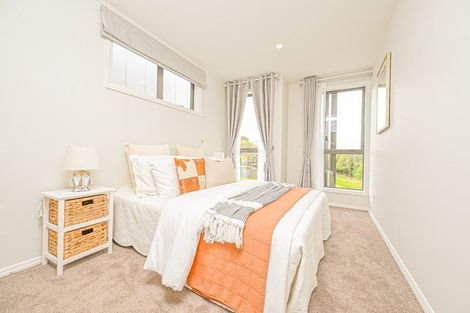 Photo of property in 89b Whitford Road, Botany Downs, 2014