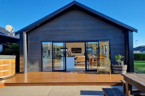 Photo of property in 16 Fantail Avenue, Carterton, 5713