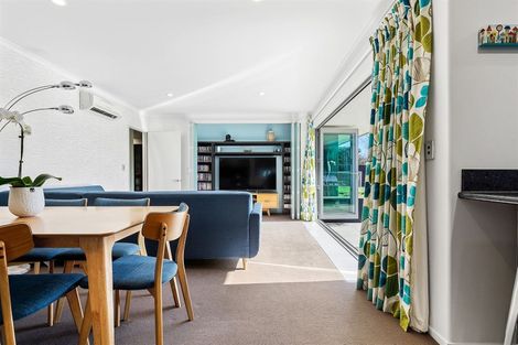 Photo of property in 23 Six Silvers Avenue, Halswell, Christchurch, 8025