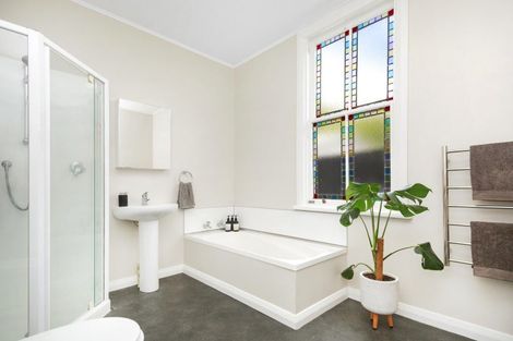 Photo of property in 43 Seddon Street, Wallaceville, Upper Hutt, 5018