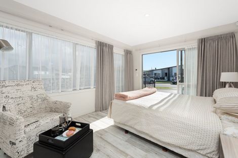 Photo of property in 2 Boulder Lane, Pyes Pa, Tauranga, 3112