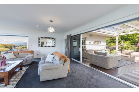 Photo of property in 23 Katania Heights, Brightwater, 7022