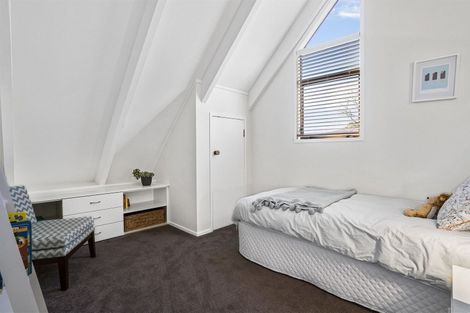 Photo of property in 1/7 Springfield Street, Forrest Hill, Auckland, 0620