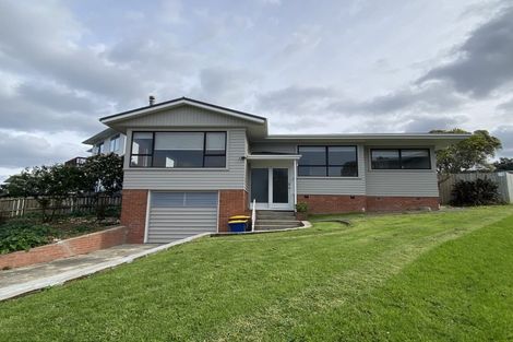Photo of property in 29 Holland Road, Hillcrest, Auckland, 0627