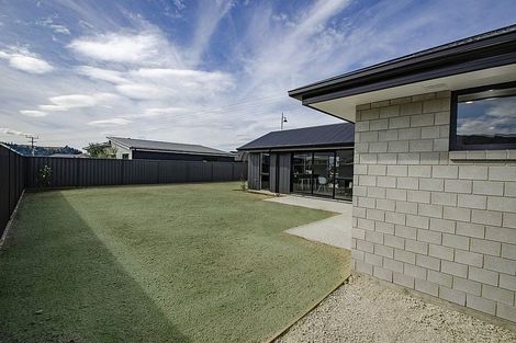 Photo of property in 13 Phoenix Place, Cromwell, 9310