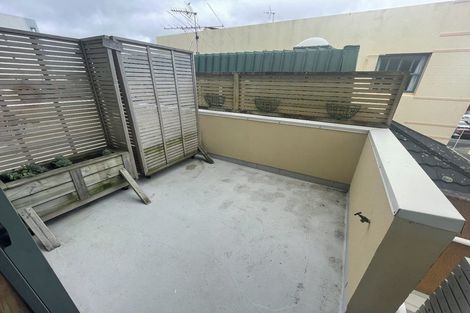 Photo of property in First House Apartments, 11/4 Frederick Street, Te Aro, Wellington, 6011