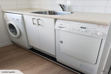 Photo of property in 5 Perrin Place, Darfield, 7510