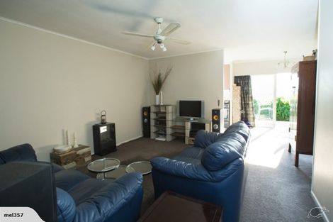 Photo of property in 1/16 Roseburn Place, Pakuranga, Auckland, 2010