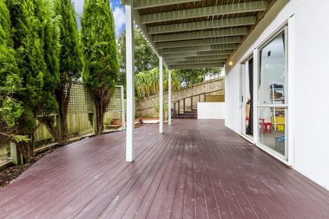 Photo of property in 2/70 Archers Road, Glenfield, Auckland, 0629