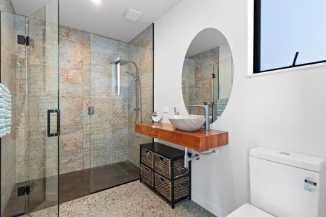 Photo of property in 13 Isthmus Place, Lake Hawea, Wanaka, 9382