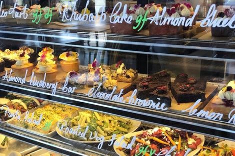 Photo of property in 152 Arran Point Parade, Orewa, 0931