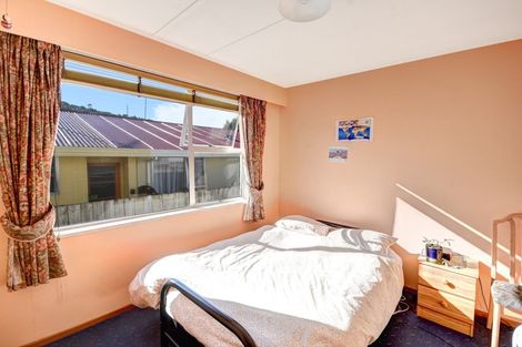 Photo of property in 30 Josephine Street, Caversham, Dunedin, 9012