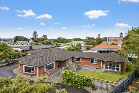 Photo of property in 6 Porritt Street, Saint Johns Hill, Whanganui, 4500