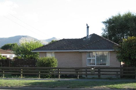 Photo of property in 33 Maces Road, Bromley, Christchurch, 8062