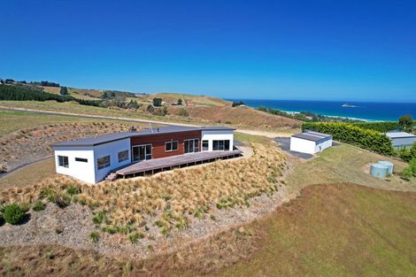 Photo of property in 25 Kayforce Road, Ocean View, Dunedin, 9035