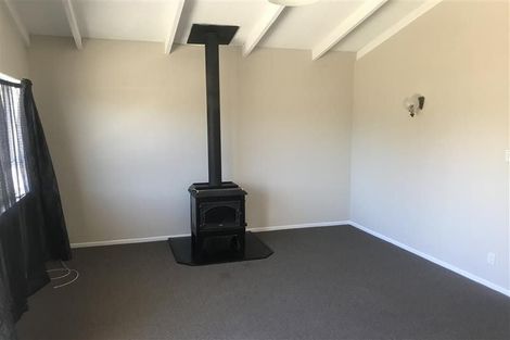 Photo of property in 40 Wynyard Crescent, Tamatea, Napier, 4112