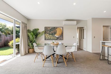 Photo of property in 15 Saint Peters Close, Woolston, Christchurch, 8062