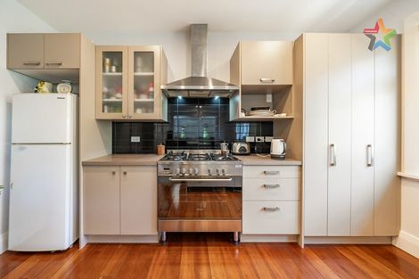 Photo of property in 17 Tama Street, Alicetown, Lower Hutt, 5010