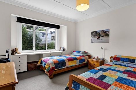 Photo of property in 4 Price Street, Westown, New Plymouth, 4310