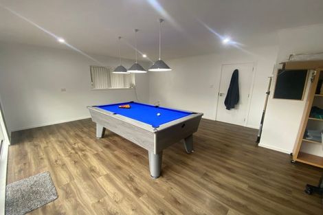 Photo of property in 35 Oram Drive, Turitea, Palmerston North, 4472