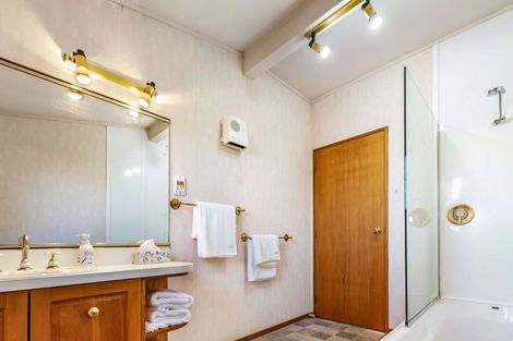 Photo of property in 6 Huntington Lane, West End, Palmerston North, 4410