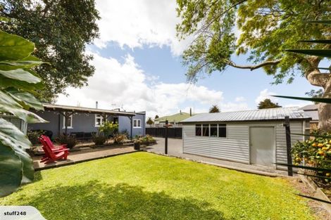 Photo of property in 8 Stewart Crescent, Hokowhitu, Palmerston North, 4410