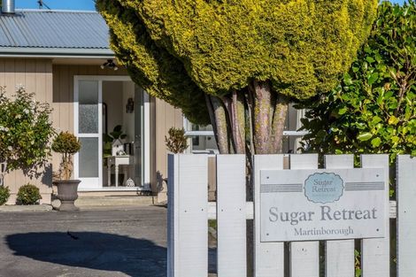 Photo of property in 32a Broadway Street, Martinborough, 5711