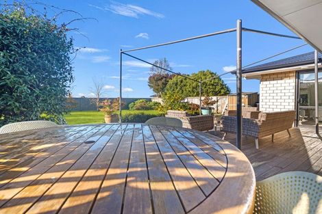 Photo of property in 35 Benner Drive, Ngatea, 3503