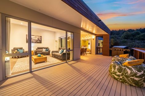 Photo of property in 9 Sylvan Way, Silverstream, Upper Hutt, 5019