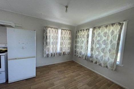 Photo of property in 71 Blake Road, Mangere East, Auckland, 2024