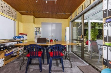 Photo of property in 1 Naviti Place, Browns Bay, Auckland, 0630