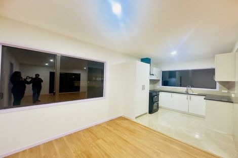 Photo of property in 4/31 Aeronautic Road, Takanini, 2112