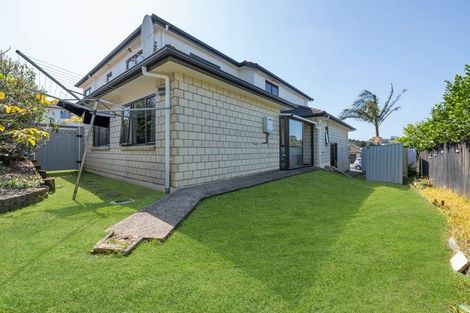 Photo of property in 26 Chateau Rise, Flat Bush, Auckland, 2016