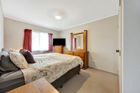 Photo of property in 3 Caulfield Place, Nawton, Hamilton, 3200