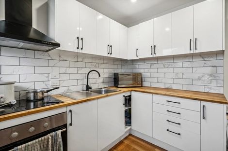 Photo of property in 4/17a Miro Street, Trentham, Upper Hutt, 5018