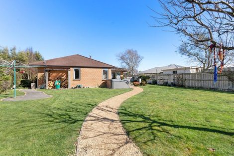 Photo of property in 3 Tararua Crescent, Carterton, 5713