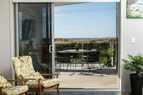 Photo of property in 912a Papamoa Beach Road, Papamoa Beach, Papamoa, 3118