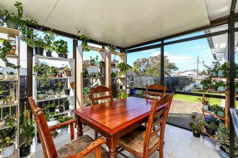 Photo of property in 10 High Street West, Waitara, 4320