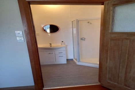 Photo of property in 82 Mortimer Terrace, Brooklyn, Wellington, 6021