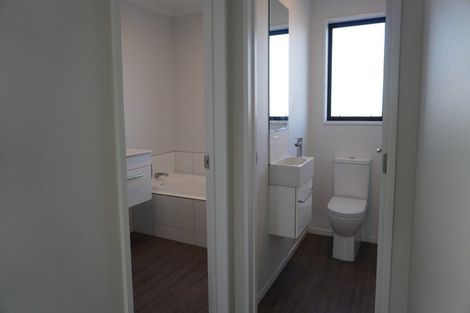 Photo of property in 28 Sholto Duncan Crescent, Halswell, Christchurch, 8025