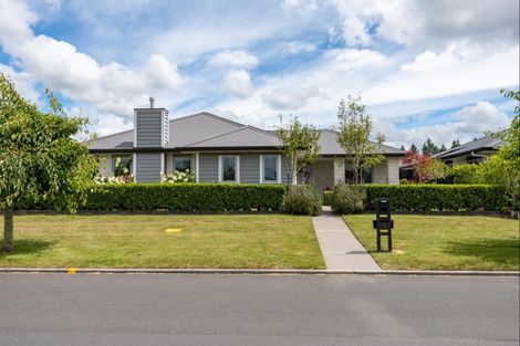 Photo of property in 6 Noumea Drive, Rangatira Park, Taupo, 3330