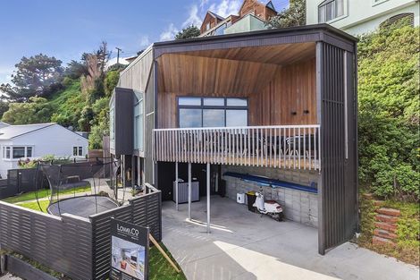 Photo of property in 64 Ira Street, Miramar, Wellington, 6022