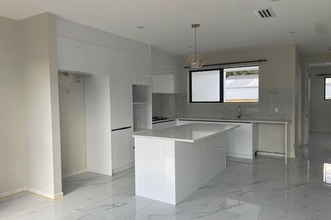 Photo of property in 2c Celina Place, Browns Bay, Auckland, 0630