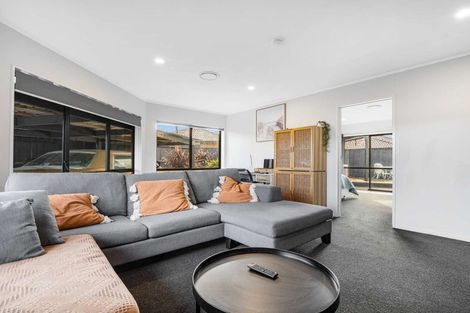 Photo of property in 49 Blomfield Street, Pukehangi, Rotorua, 3015