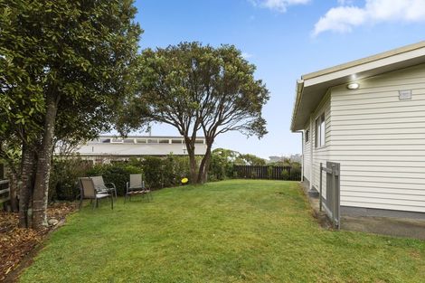 Photo of property in 1 Vista Grove, Kelson, Lower Hutt, 5010