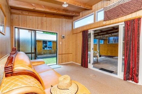 Photo of property in 6 Shoemaker Road, Waipu, 0510