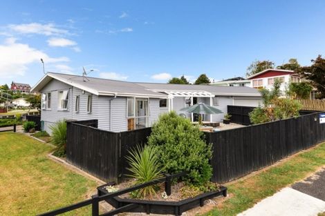 Photo of property in 1 Hatea Place, Dinsdale, Hamilton, 3204